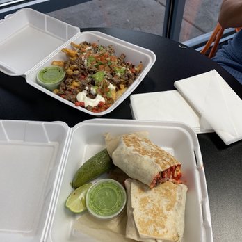 Mamacita's - Carne Asada Fries & Hot Cheeto carne Asada burrito - Ice Cream & Frozen Yogurt Near Me - Denver, Colorado