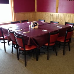 Pizza Parlor - Sitting for a larger group, business meeting or to celebrate a memorable occasion.