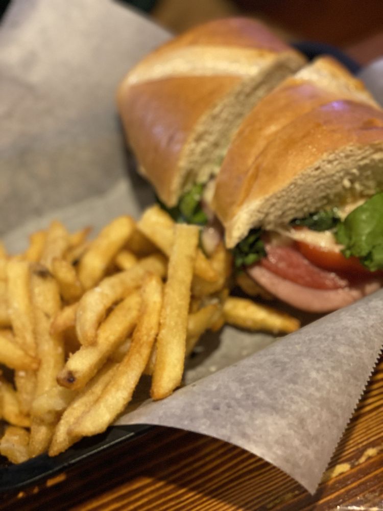 The Keg Lounge, Manitou Springs Roadtrippers