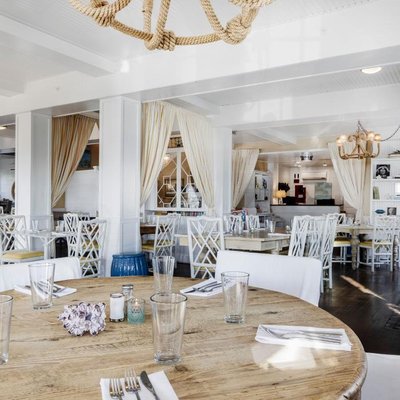 The Tides Beach Club by null