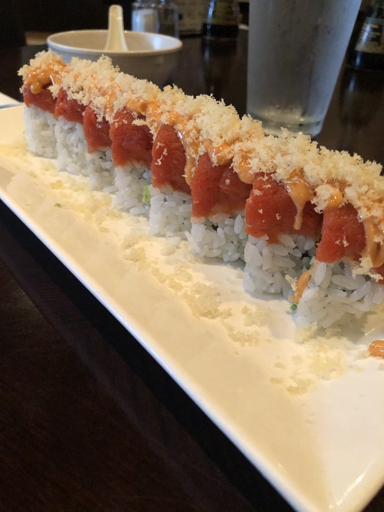 Order Spicy Girl Roll food online from Sushi House 2 At Town Center store, Jacksonville on bringmethat.com