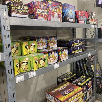 BJAM Fireworks - A selection of multi shoot aerials ranging from 250grams to 500grams - Fireworks Near Me - Readyville, Tennessee