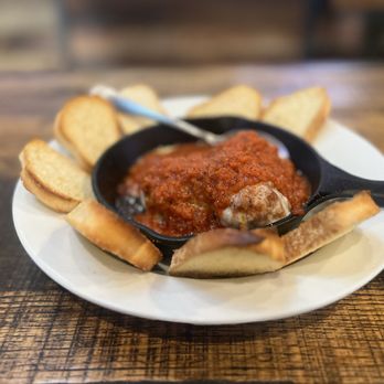 Rance's Chicago Pizza - Pizza Near Me - Long Beach, California