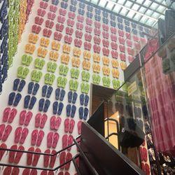Havaianas - The stairwell of shop