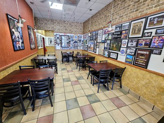 Rocky's NY Deli & Italian Catering by null