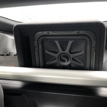 Roadshop - Kicker 12' - Car Stereo Installation Near Me - Fontana, California