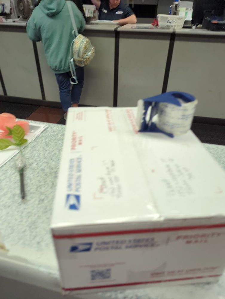 US POST OFFICE Updated September 2024 33 Reviews 4356 Montebello