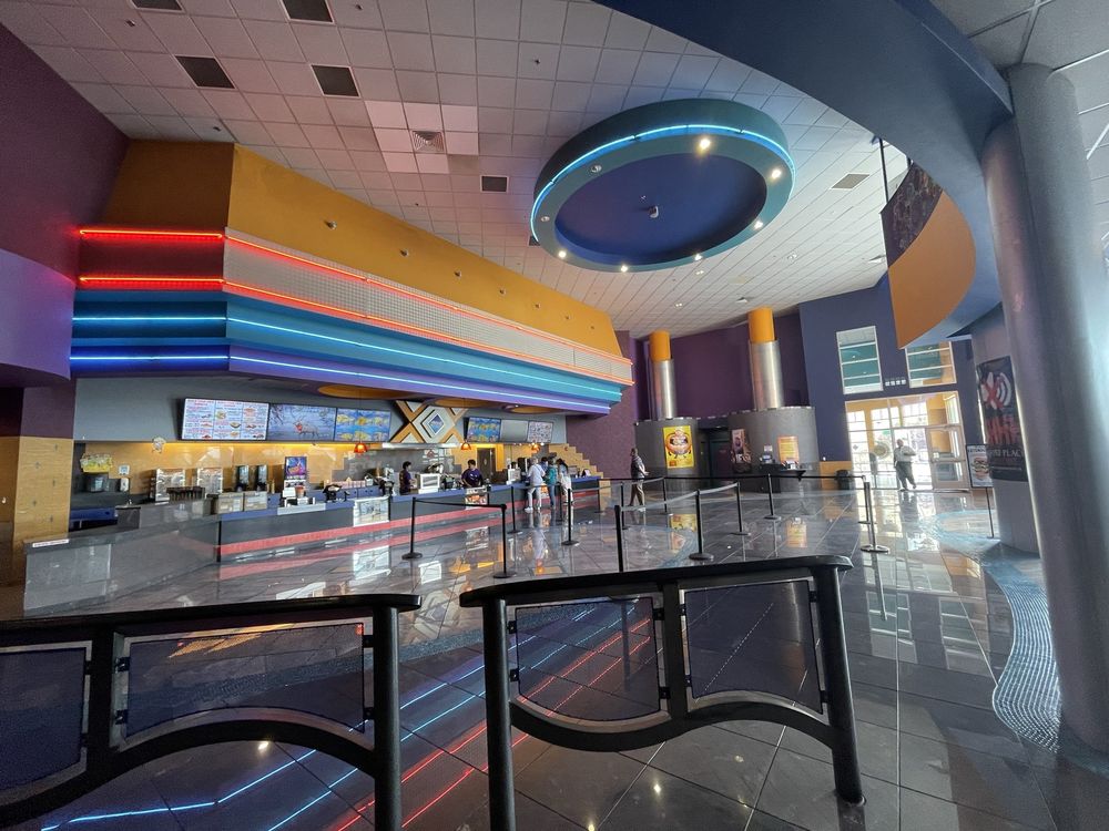 CINEPORT 10 Updated January 2026 30 Reviews 700 S Telshor Blvd