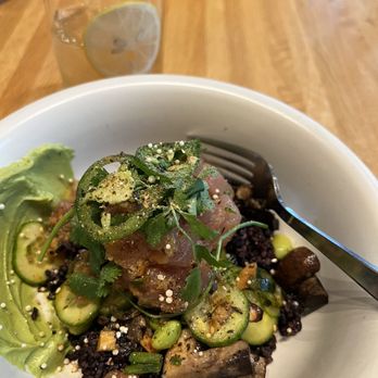 True Food Kitchen - Tuna Bowl--very unique! - New American Near Me - Chicago, Illinois True Food Kitchen - Tuna Bowl--very unique! - New American Near Me - Chicago, Illinois