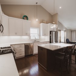 St Charles Kitchens & Baths