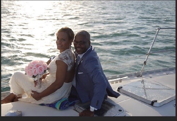 Blue Ice Sailing Charters Logo