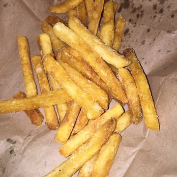 Burger King - Fries taste burnt or like the oil is old. Go to McDonalds. - Fast Food Near Me - Cromwell, Connecticut