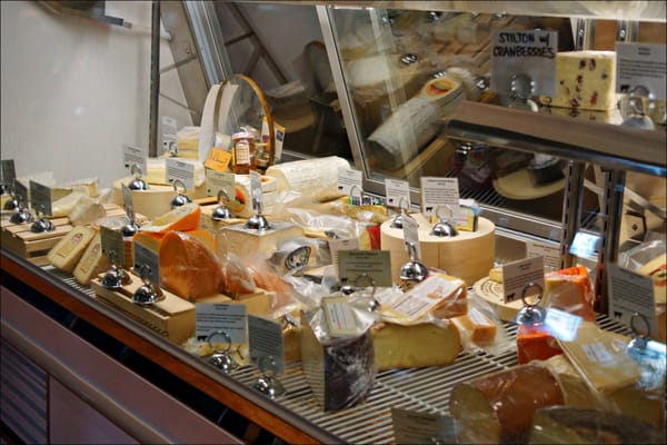 Say Cheese! Restaurant & Cheese by null