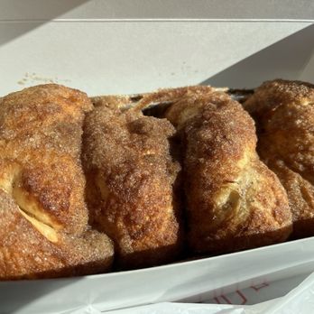 Cinnamon Bread Factory - Bakeries Near Me - Sevierville, Tennessee