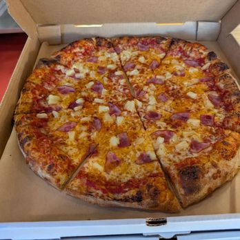 Slice Street Pizza - XL Hawaiian - Fast Food Near Me - Dripping Springs, Texas Slice Street Pizza - XL Hawaiian - Fast Food Near Me - Dripping Springs, Texas