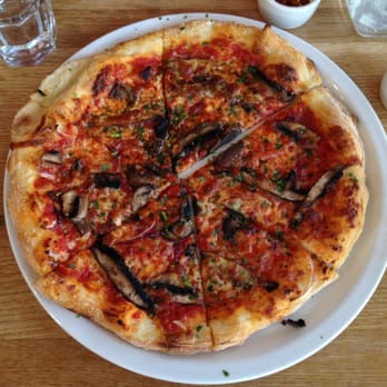 Gialina Pizzeria - Atomica, 4/29/12 - Pizza Near Me - San Francisco, California
