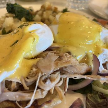 Mamimosas - Carnitas Benedict - Breakfast & Brunch Near Me - West Covina, California Mamimosas - Carnitas Benedict - Breakfast & Brunch Near Me - West Covina, California