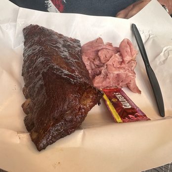 Bogart's Smokehouse - Barbeque Near Me - Saint Louis, Missouri