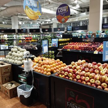 Harris Teeter - Produce looking good - Grocery Near Me - Washington, DC, District of Columbia Harris Teeter - Produce looking good - Grocery Near Me - Washington, DC, District of Columbia