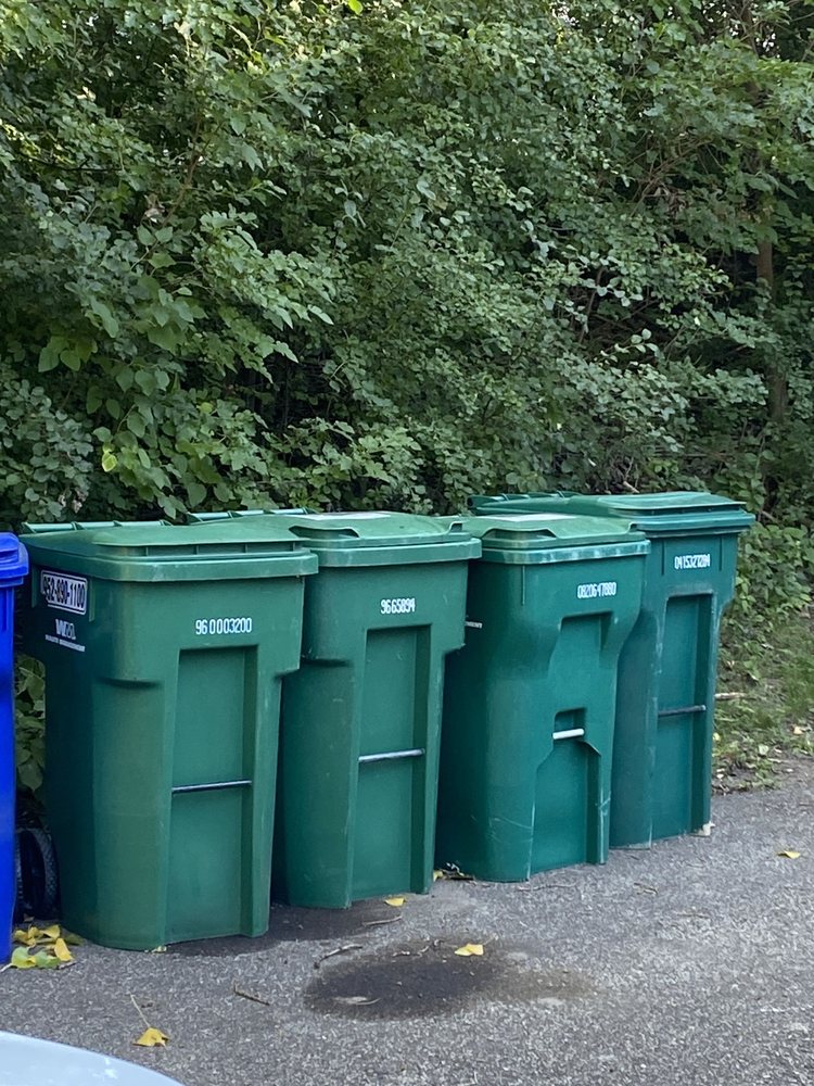 ADVANCED DISPOSAL Updated September 2024 13 Reviews 309 Como Ave, Saint Paul, Minnesota