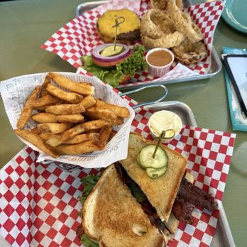 Big Billy's Burger Joint - BLT, fries, bison burger - Burgers Near Me - North Charleston, South Carolina