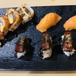 Indo Asian Bistro & Sushi Bar - Key west sushi and salmon and unagi sashimi