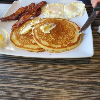 Good Coffee Mexican Kitchen - Jumbo breakfast - Mexican Near Me - El Paso, Texas