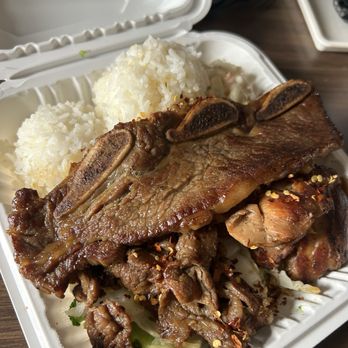 Ono Hawaiian BBQ - Mix plate - Barbeque Near Me - Tempe, Arizona