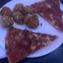 Fox's Pizza Den