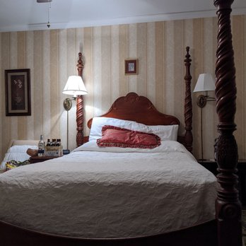 Solomons Victorian Inn - Hotels Near Me - Solomons, Maryland Solomons Victorian Inn - Hotels Near Me - Solomons, Maryland