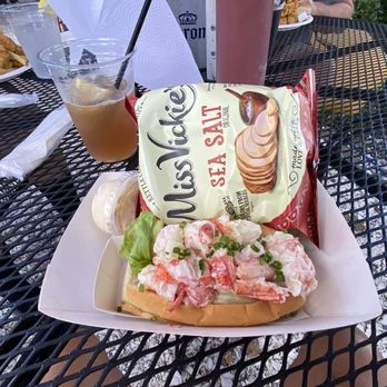Fisherman's Catch Restaurant - Wells - lobster roll w/ lemon chive aioli - Seafood Near Me - Wells, Maine Fisherman's Catch Restaurant - Wells - lobster roll w/ lemon chive aioli - Seafood Near Me - Wells, Maine