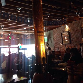 Los Tres Hermanos - 100oz or 120oz tower of beer for only $25.00 (that might be a happy hour price) - Mexican Near Me - Van Nuys, California Los Tres Hermanos - 100oz or 120oz tower of beer for only $25.00 (that might be a happy hour price) - Mexican Near Me - Van Nuys, California
