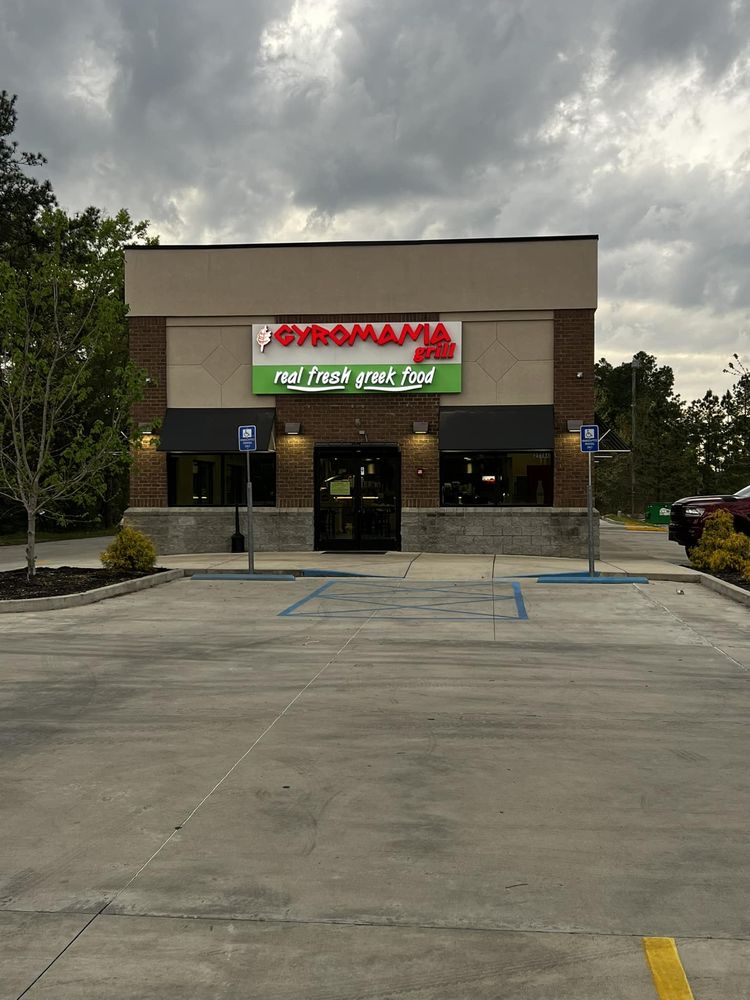 Gyromania Grill, Elgin Roadtrippers