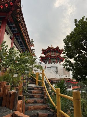 Thean Hou Temple by null