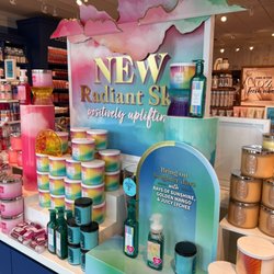 Bath & Body Works