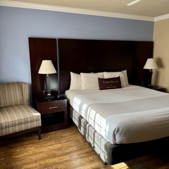 Stage Coach Lodge - King room - Hotels Near Me - Monterey, California Stage Coach Lodge - King room - Hotels Near Me - Monterey, California