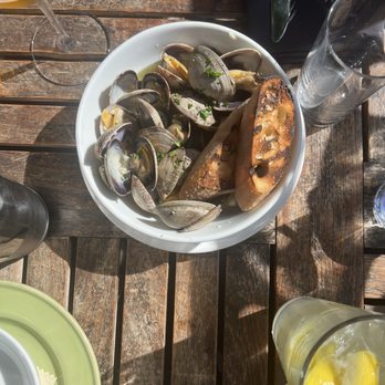 La Bottega - Manilla clams - Delis Near Me - Vancouver, Washington La Bottega - Manilla clams - Delis Near Me - Vancouver, Washington