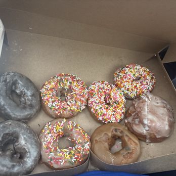 Poorhouse Pies - donuts!!! - Bakeries Near Me - Underhill, Vermont