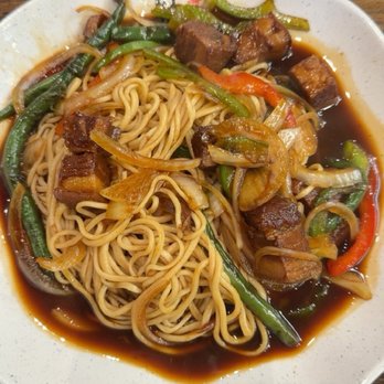 First Meeting Noodle - Southwest - String Bean & Pork Belly Fried Noodles扁豆烧肉炒面 - Chinese Near Me - Rochester, Minnesota