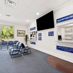Palms Medical Group - Pharmacy/Waiting room at Palms Medical Group High Springs Location.