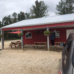 Fatty Matty's BBQ - Another picture of their shop.