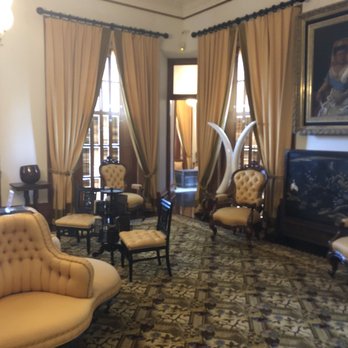 Iolani Palace - One of the Queen's stunning rooms - Museums Near Me - Honolulu, Hawaii Iolani Palace - One of the Queen's stunning rooms - Museums Near Me - Honolulu, Hawaii
