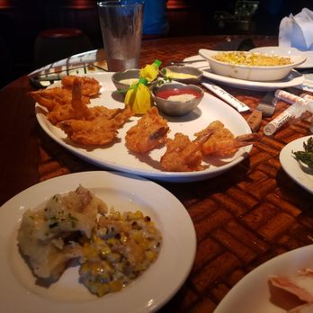FishBones - Fried shrimp, creamed corn and garlic mashed potatoes - Sushi Bars Near Me - Lake Mary, Florida