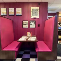 50's Grill - Internal design