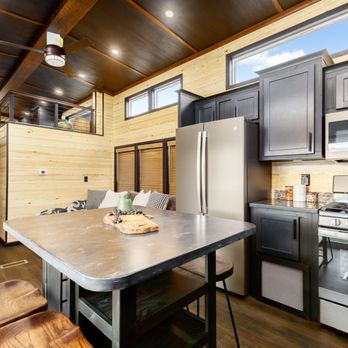 park model homes - Mobile Home Dealers Near Me - Spokane Valley, Washington