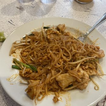 Thai 54 Restaurant - Pad Thai Lunch Special - Thai Near Me - Morrisville, North Carolina