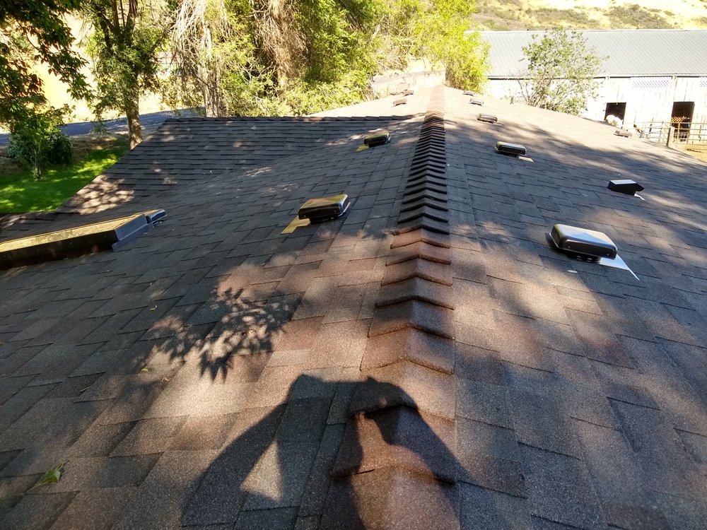 HENRIS ROOFING & SUPPLY Updated September 2024 15 Photos 410 Adams St, Klamath Falls
