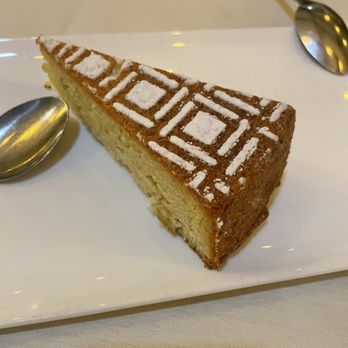 Limoncello - Lemon cake - Italian Near Me - Miami Beach, Florida