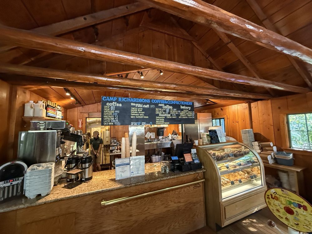 Camp Richardson’s Coffee & Confectionary Logo