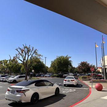 Vacaville Commons Shopping Center - Shopping Centers Near Me - Vacaville, California Vacaville Commons Shopping Center - Shopping Centers Near Me - Vacaville, California